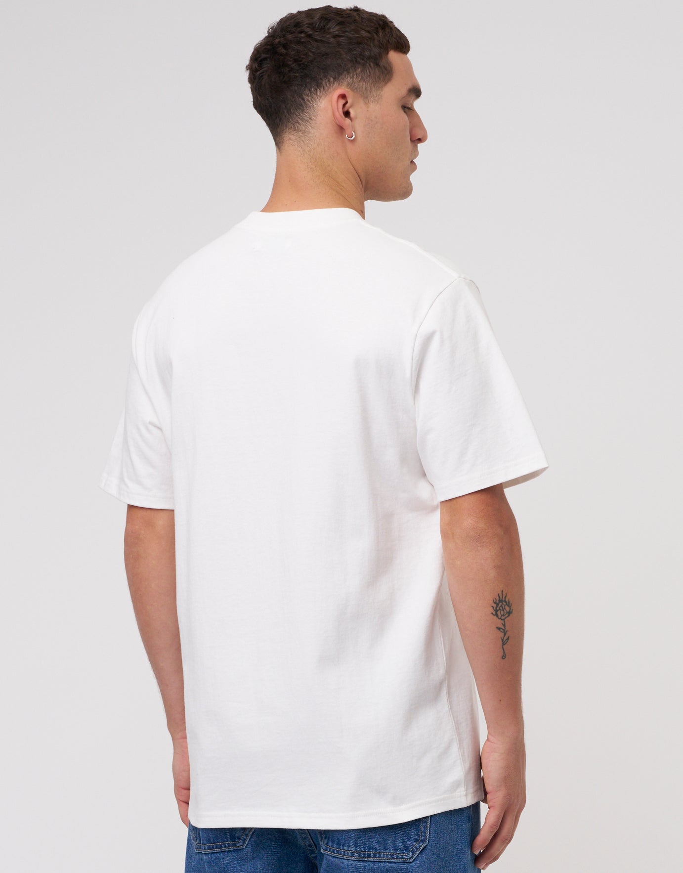 Plain white outlet t shirt nz