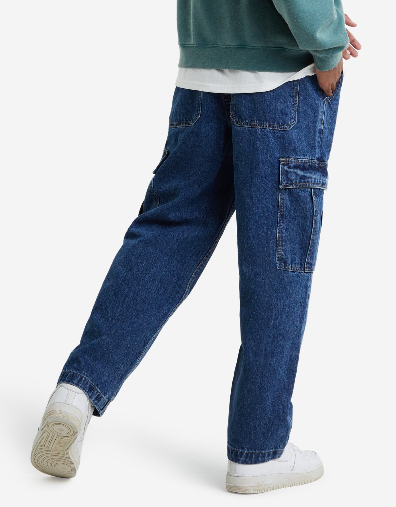 absent baggy jeans