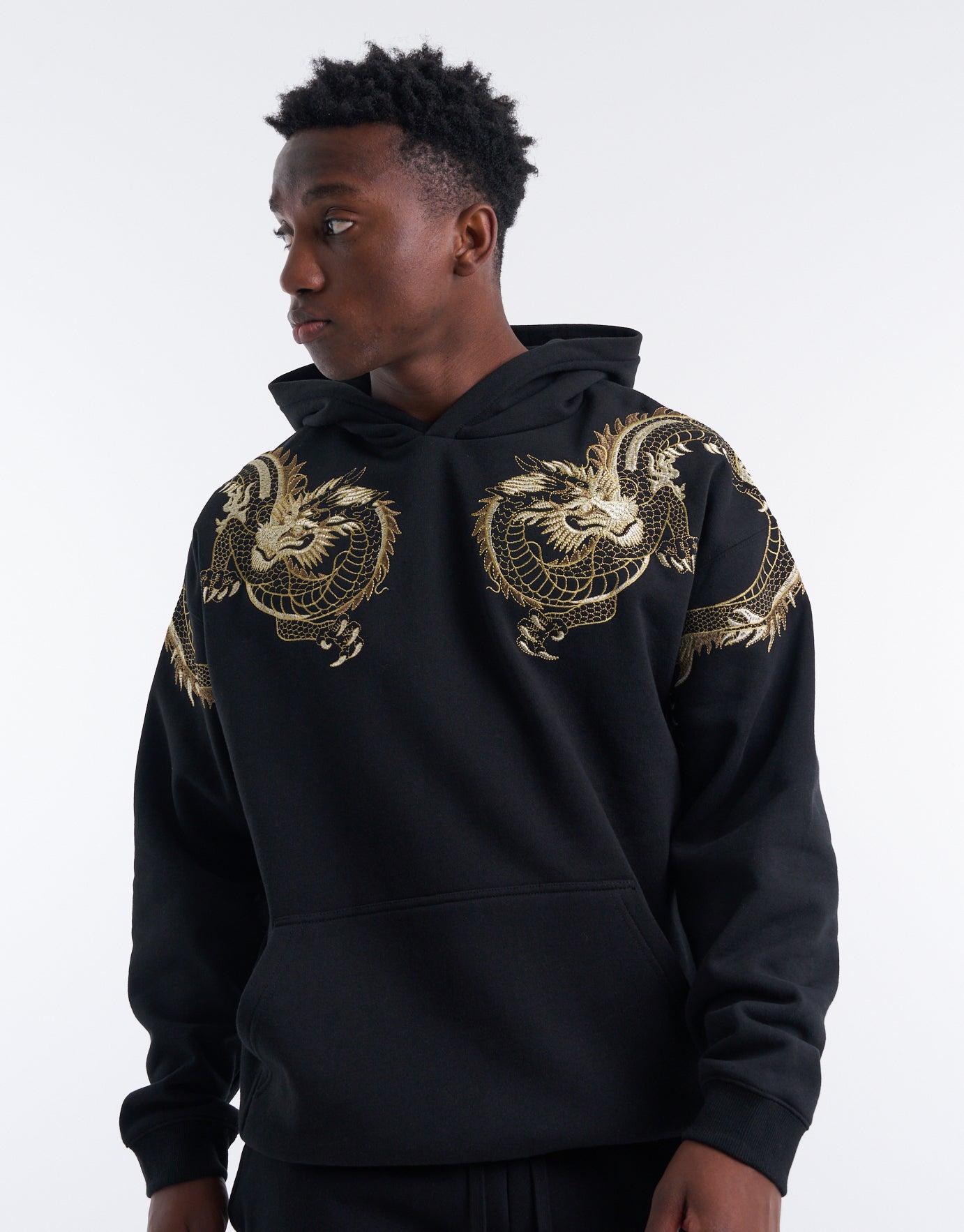 Black hoodie 2024 gold zipper