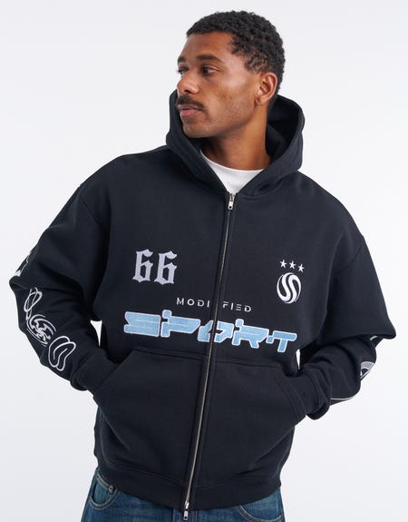 Gamer Graphic Hoodie in Solid Black