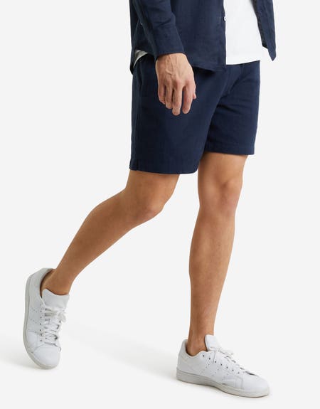 Elastic Waist Linen Slim Fit Shorts in Navy