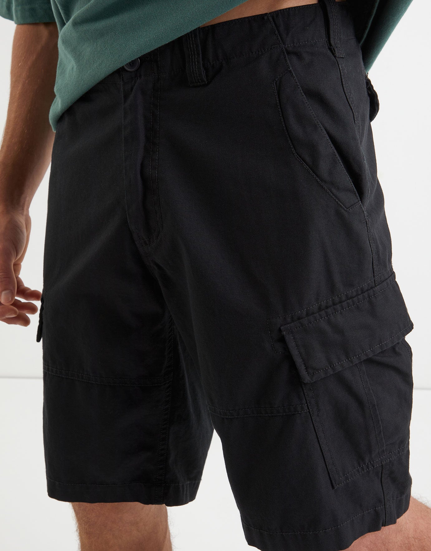 black cargo shorts